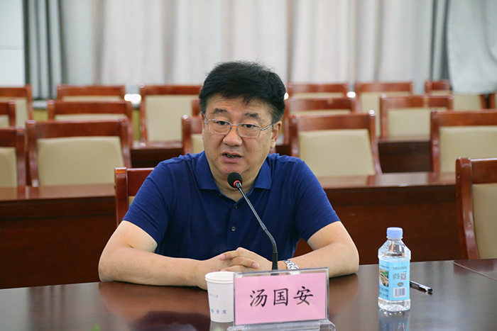 亚洲av
党委组织学习研讨习近平总书记“七一”重要讲话精神3.JPG